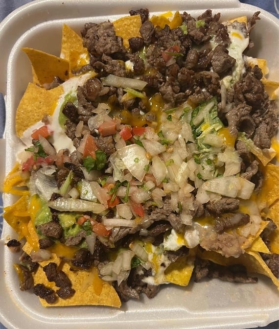 Nachos Supreme.